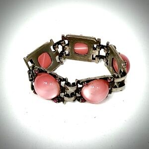 1950s Vintage Pink Thermoset Cabochon  Bracelet